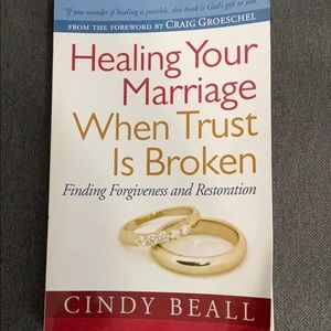 Book, like new, marriage/trust